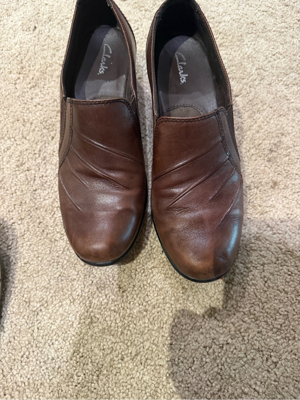 Clarks Collection Brown Leather Pleated Slip On Wedge Loafers Shoes Size 8M